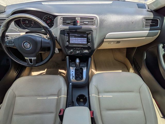 2013 Volkswagen Jetta Sedan  - 23034708 - 13