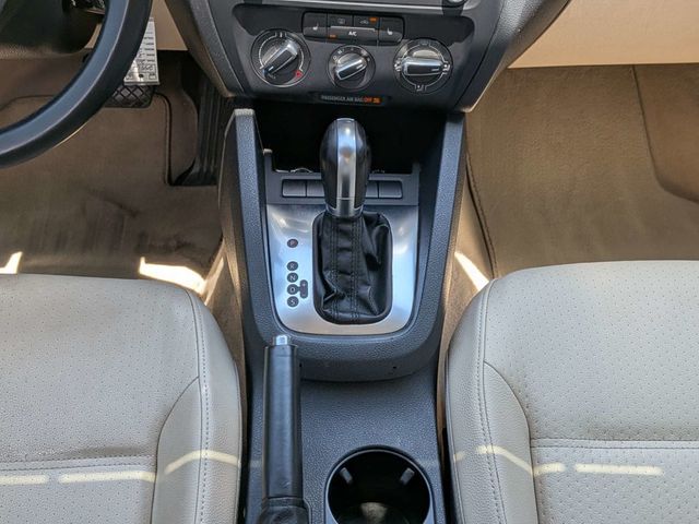 2013 Volkswagen Jetta Sedan  - 23034708 - 17