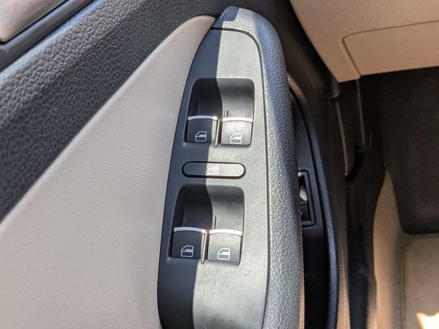 2013 Volkswagen Jetta Sedan  - 23034708 - 22