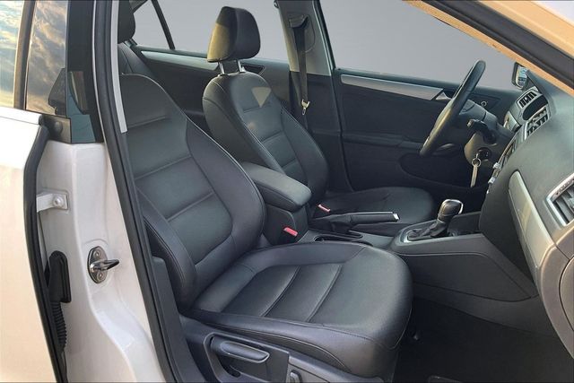 2013 Volkswagen Jetta Sedan 2.5L SE - 22996463 - 13