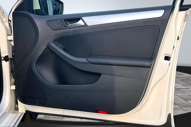 2013 Volkswagen Jetta Sedan 2.5L SE - 22996463 - 16