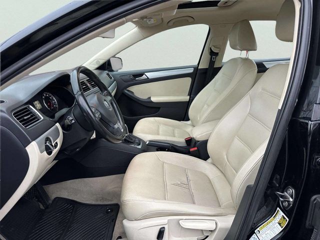 2013 Volkswagen Jetta Sedan 4dr Automatic SE w/Convenience - 22961858 - 13