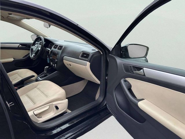 2013 Volkswagen Jetta Sedan 4dr Automatic SE w/Convenience - 22961858 - 18