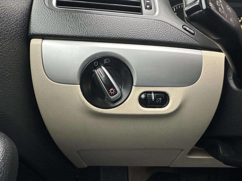 2013 Volkswagen Jetta Sedan 4dr Automatic SE w/Convenience - 22961858 - 24