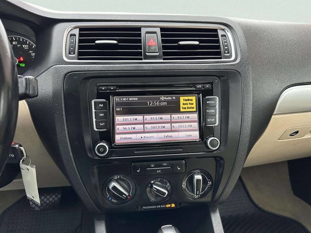 2013 Volkswagen Jetta Sedan 4dr Automatic SE w/Convenience - 22961858 - 26