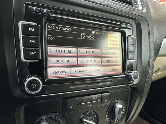 2013 Volkswagen Jetta Sedan 4dr Automatic SE w/Convenience - 22961858 - 31