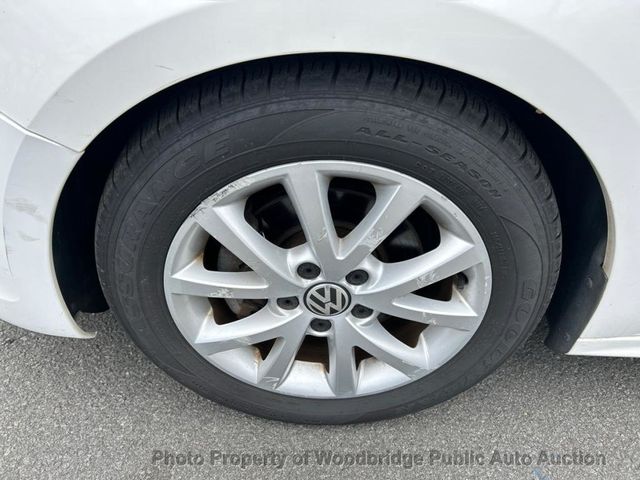 2013 Volkswagen Jetta Sedan SE - 23007157 - 16
