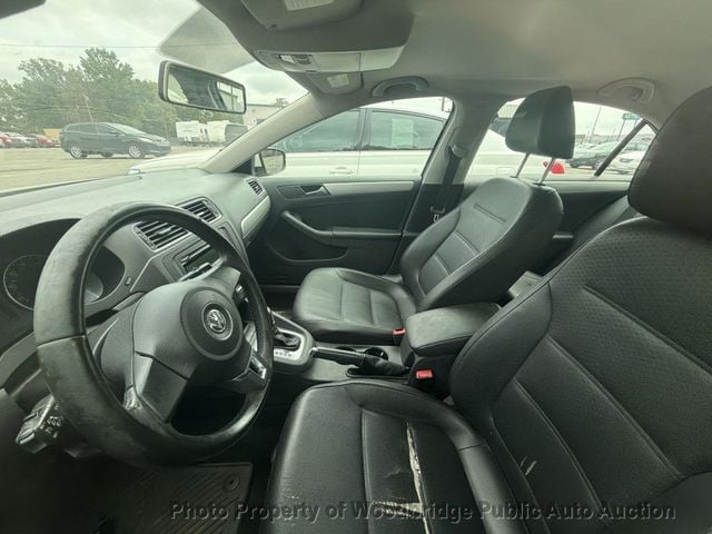 2013 Volkswagen Jetta Sedan SE - 23075450 - 6