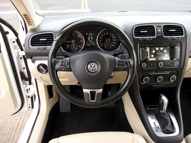 2013 Volkswagen Jetta SportWagen 2.0L TDI w/Sunroof & Nav - 22747738 - 18