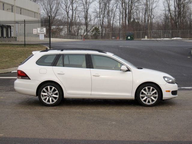 2013 Volkswagen Jetta SportWagen 2.0L TDI w/Sunroof & Nav - 22747738 - 5