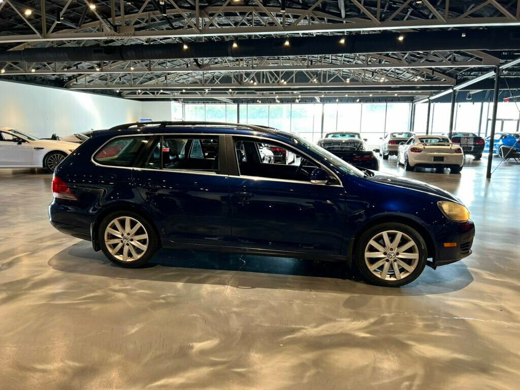 2013 Volkswagen Jetta SportWagen TDI photo 6