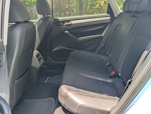 2013 Volkswagen Passat 4dr Sedan 2.5L Automatic SE - 23003294 - 16