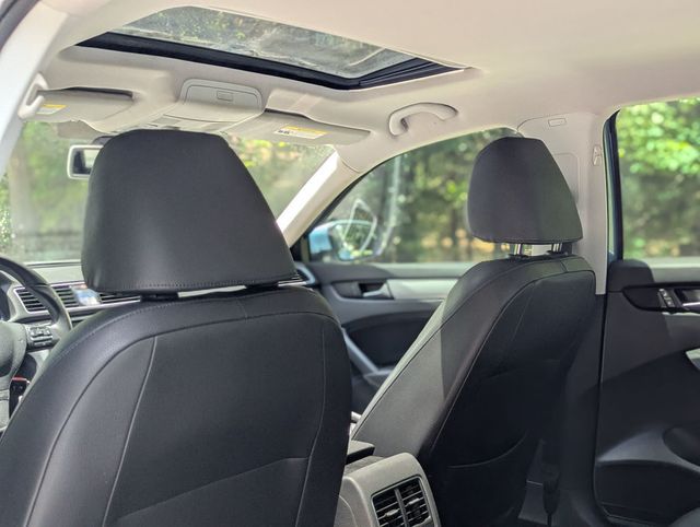 2013 Volkswagen Passat 4dr Sedan 2.5L Automatic SE - 23003294 - 17