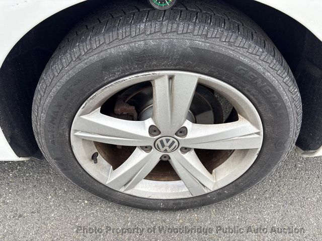 2013 Volkswagen Passat SE - 22958505 - 16