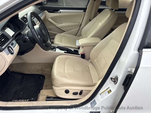 2013 Volkswagen Passat SE - 22958505 - 8