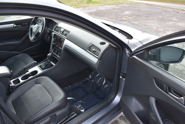 2013 Volkswagen Passat SE - 22981126 - 21