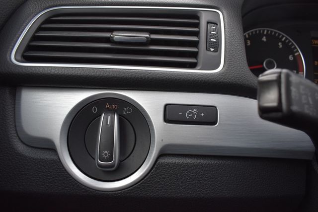 2013 Volkswagen Passat SE - 22981126 - 29