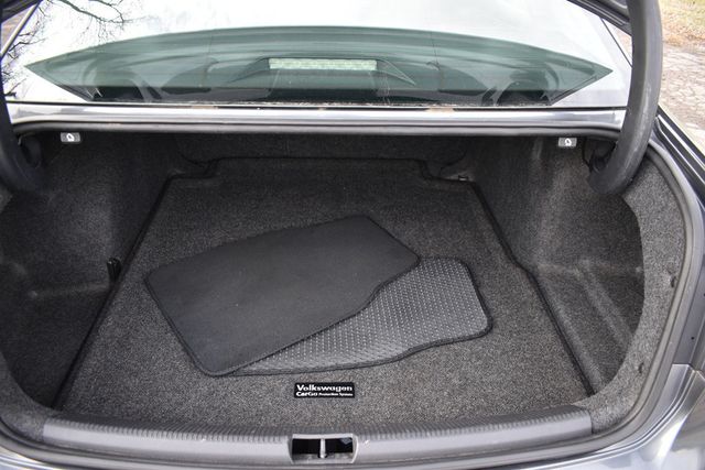 2013 Volkswagen Passat SE - 22981126 - 33