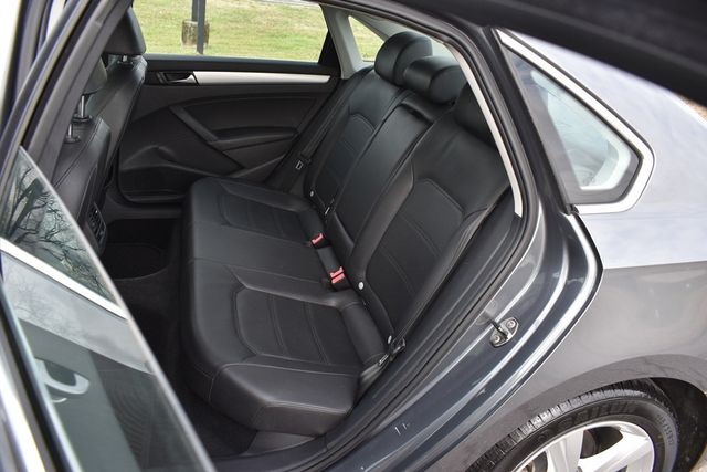 2013 Volkswagen Passat SE - 22981126 - 5
