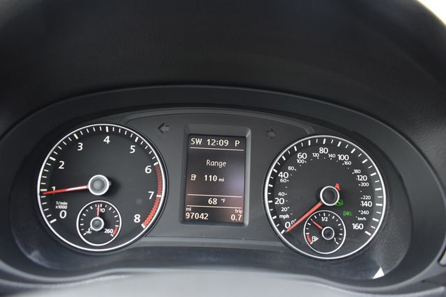 2013 Volkswagen Passat SE - 22981126 - 6