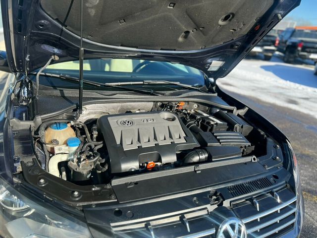 2013 Volkswagen Passat SE - 22726481 - 8