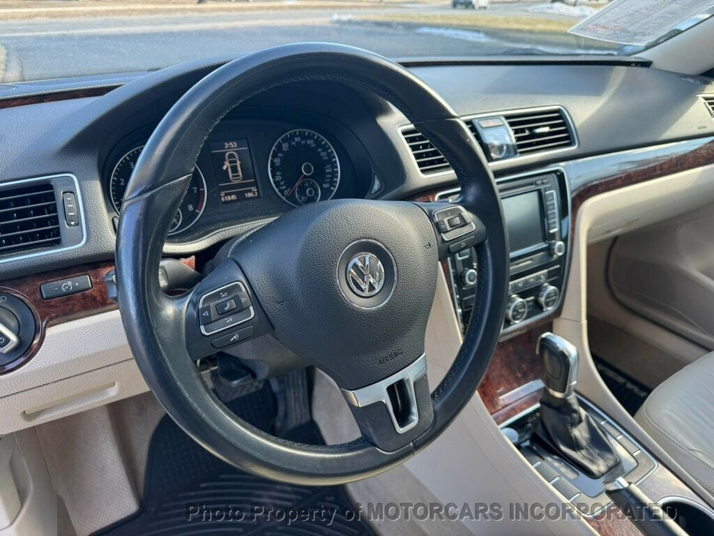 2013 Volkswagen Passat Super Clean One Family Owned Vehicle. Fully Loaded and MINT!  - 22787097 - 7