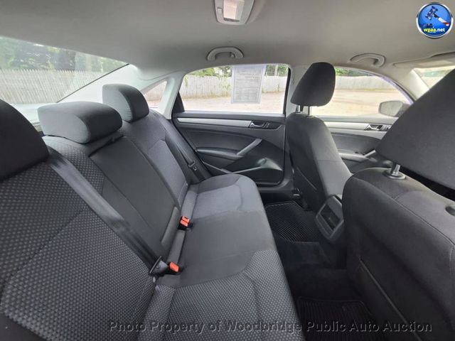 2013 Volkswagen Passat Trendline - 23042592 - 8