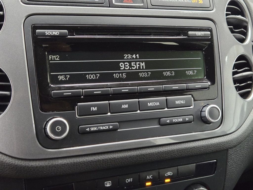 2013 Volkswagen Tiguan 2WD 4dr Automatic S - 22954077 - 15