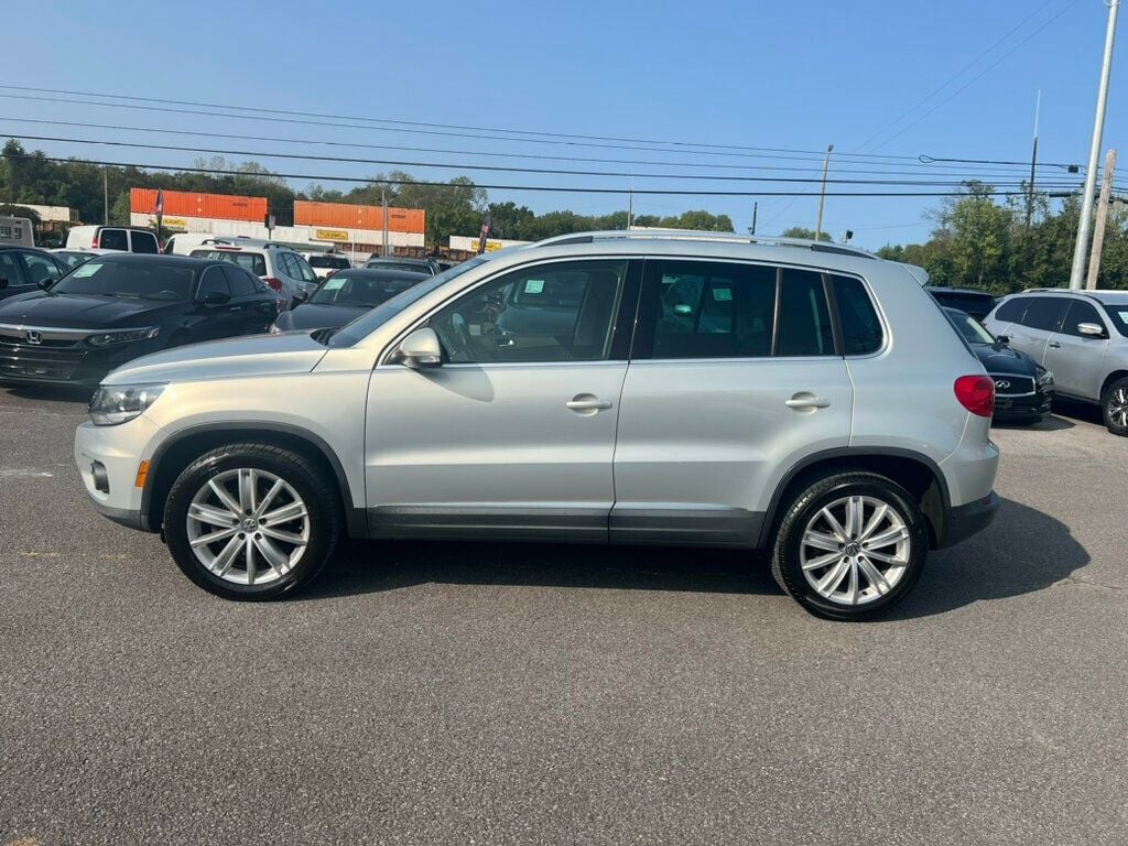 2013 Volkswagen Tiguan 2WD 4dr Automatic SE w/Sunroof & Nav - 22587390 - 1