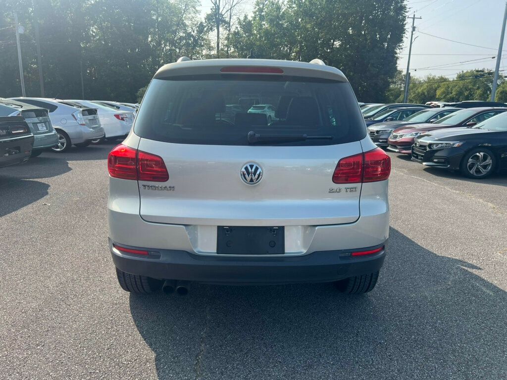 2013 Volkswagen Tiguan 2WD 4dr Automatic SE w/Sunroof & Nav - 22587390 - 4