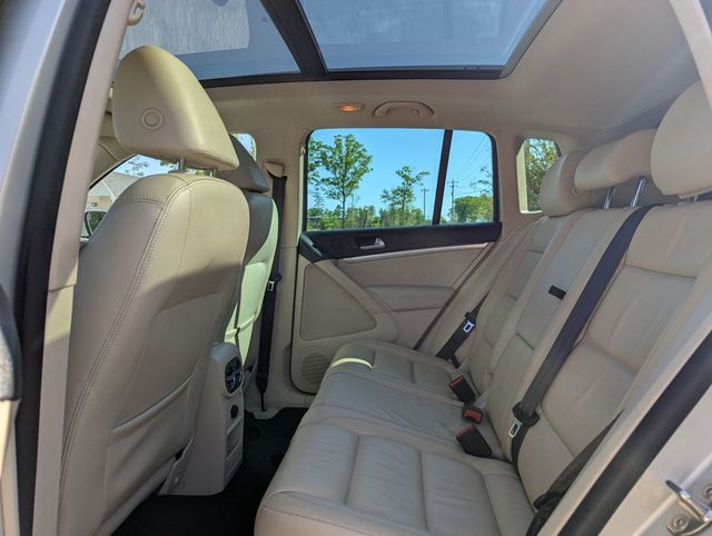 2013 Volkswagen Tiguan 4MOTION Automatic SEL - 22819630 - 15