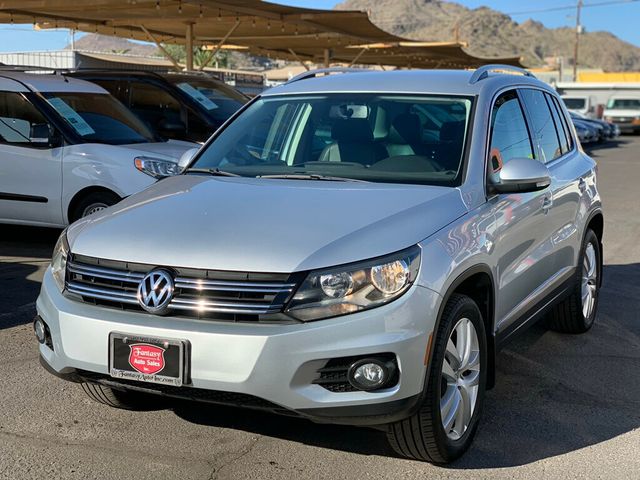 2013 Volkswagen Tiguan SE photo 4