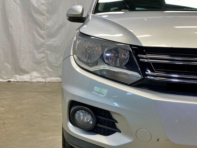 2013 Volkswagen Tiguan 4WD 4dr Automatic SE - 23021613 - 11