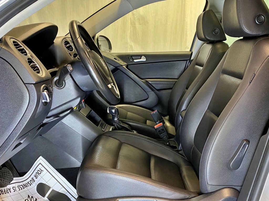 2013 Volkswagen Tiguan 4WD 4dr Automatic SE - 23021613 - 19