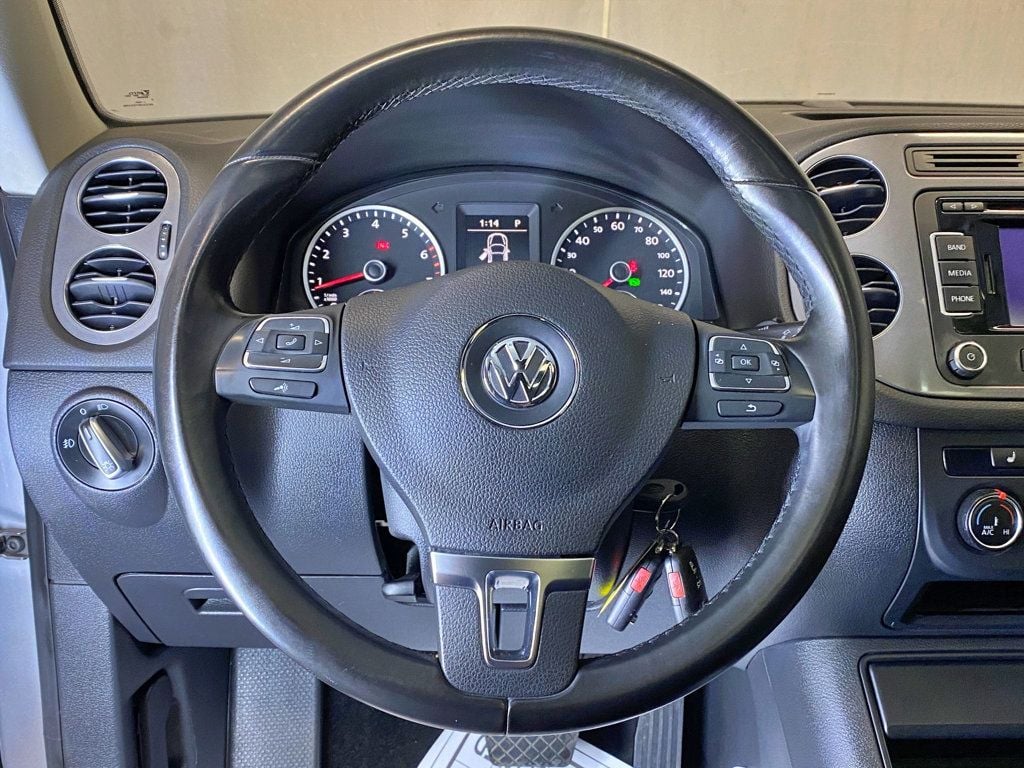 2013 Volkswagen Tiguan 4WD 4dr Automatic SE - 23021613 - 23