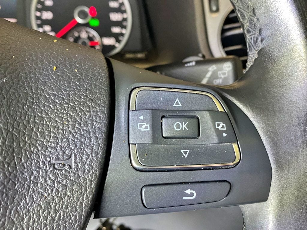 2013 Volkswagen Tiguan 4WD 4dr Automatic SE - 23021613 - 25