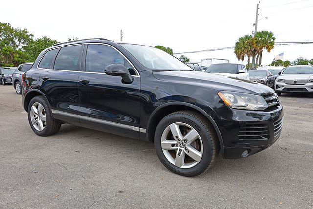 2013 VOLKSWAGEN TOUAREG 4dr TDI Lux - 22678152 - 0