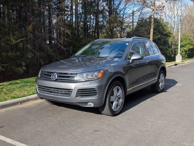 2013 Volkswagen Touareg 4dr TDI Lux - 22994720 - 0