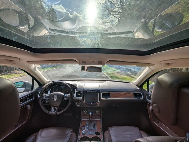 2013 Volkswagen Touareg 4dr TDI Lux - 22994720 - 19