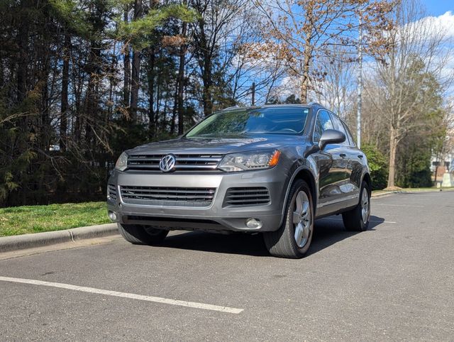 2013 Volkswagen Touareg 4dr TDI Lux - 22994720 - 4