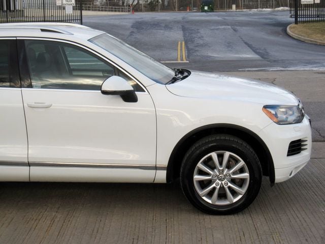 2013 Volkswagen Touareg 4dr VR6 Sport - 22749654 - 9