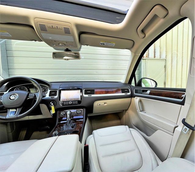 2013 Volkswagen Touareg V6 TDI - 21495902 - 20