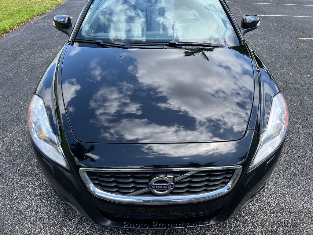 2013 Volvo C70 T5 Convertible Hardtop - 22824382 - 22