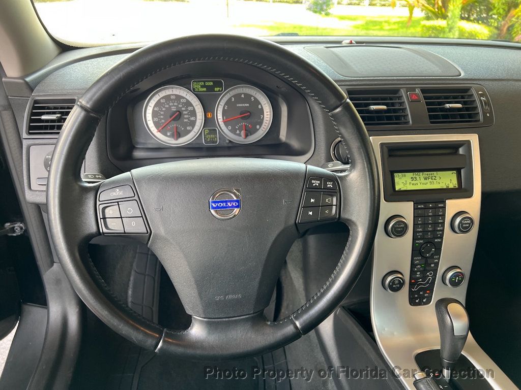 2013 Volvo C70 T5 Convertible Hardtop - 22824382 - 6