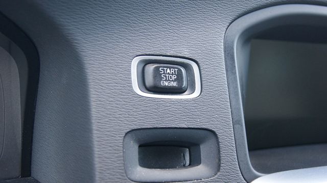 2013 Volvo S60 1 OWNER,JUST SERVICED, VERY CLEAN INSIDE AND OUT  - 23004005 - 12