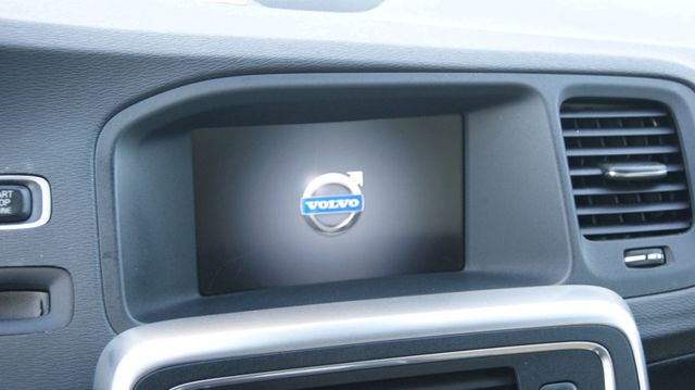 2013 Volvo S60 1 OWNER,JUST SERVICED, VERY CLEAN INSIDE AND OUT  - 23004005 - 13