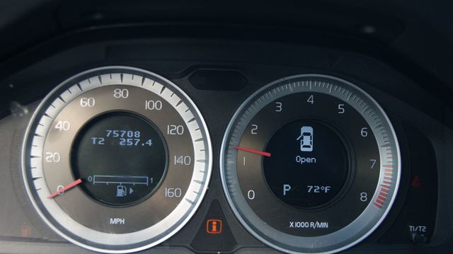 2013 Volvo S60 1 OWNER,JUST SERVICED, VERY CLEAN INSIDE AND OUT  - 23004005 - 2