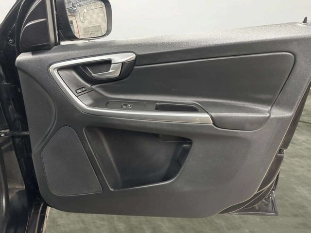 2013 Volvo XC60 3.2 AWD 4dr SUV - 22983188 - 19