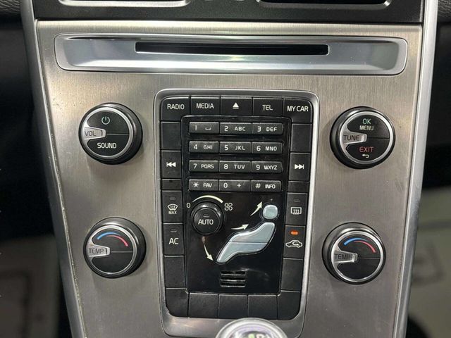 2013 Volvo XC60 3.2 AWD 4dr SUV - 22983188 - 26