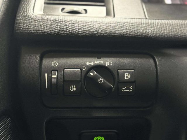 2013 Volvo XC60 3.2 AWD 4dr SUV - 22983188 - 35